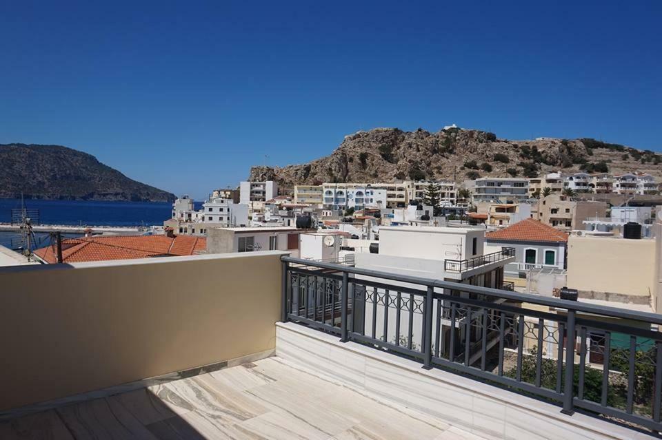 Artemis House Apartment Karpathos Bagian luar foto